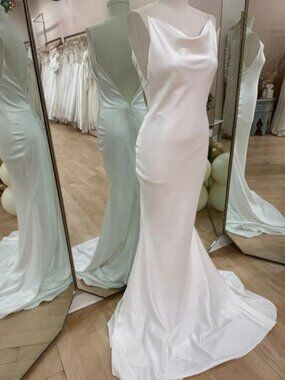 Sarah Seven Linda Wedding Dress